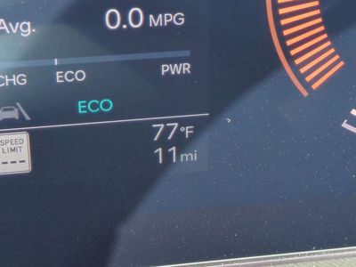 2026 Hyundai SANTA FE HYBRID — photo 34 view