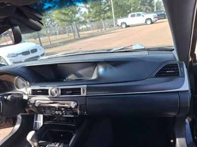 2017 Lexus GS - Photo 18