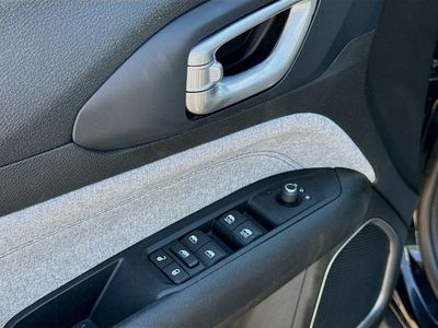 2022 Jeep Compass - Photo 22