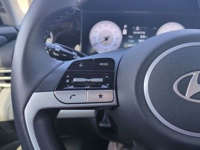 2024 Hyundai Elantra - Photo 32