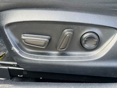 2024 Toyota Camry - Photo 18