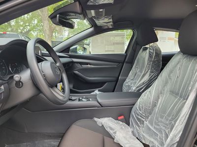 2026 Mazda Mazda3 - Photo 3