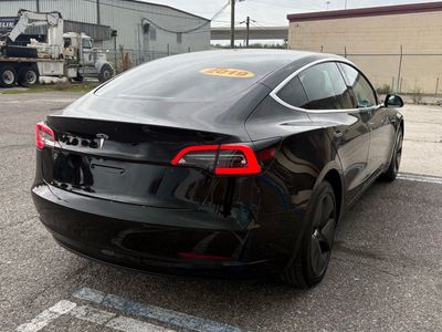 2019 Tesla Model 3 - Photo 3
