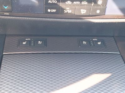 2017 Lexus GS - Photo 26