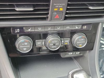 2024 Volkswagen Jetta - Photo 28