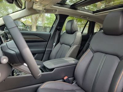 2026 Mazda CX-50 - Photo 17