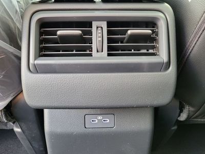 2026 Mazda CX-50 - Photo 13