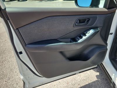 2023 Nissan Rogue - Photo 17