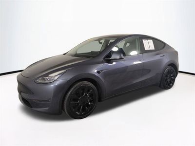 2023 Tesla Model Y - Photo 9