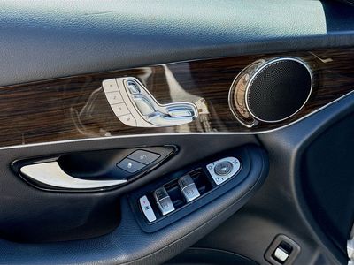 2017 Mercedes-Benz GLC - Photo 21