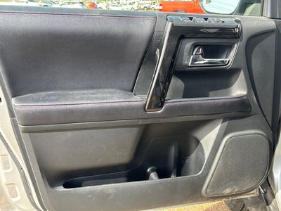 2019 Toyota 4Runner - Photo 5
