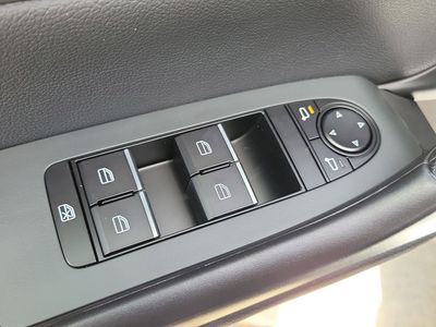 2026 Mazda CX-50 - Photo 20