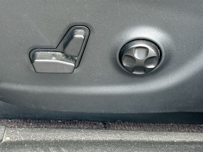 2019 Jeep Cherokee - Photo 24