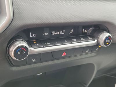 2026 Mazda CX-50 - Photo 28
