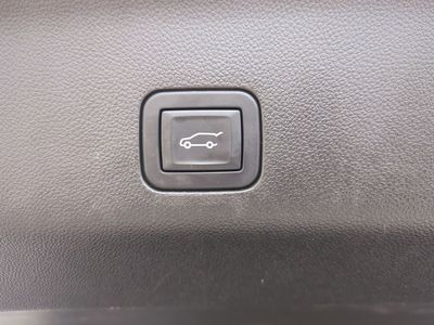 2024 Chevrolet Tahoe - Photo 15