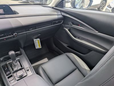 2026 Mazda CX-30 - Photo 16