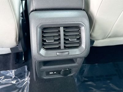 2021 Volkswagen Tiguan - Photo 18