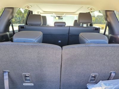 2026 Mazda CX-90 PHEV - Photo 13