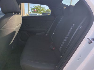 2026 Hyundai ELANTRA — photo 14 view