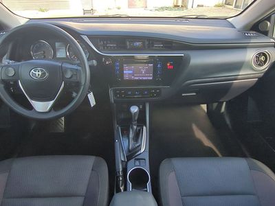 2018 Toyota Corolla - Photo 16