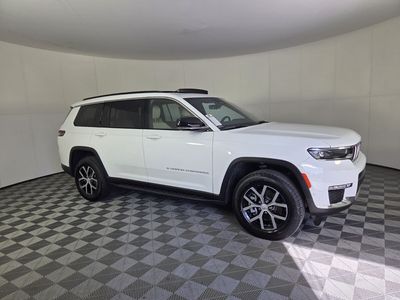 2025 Jeep Grand Cherokee L - Photo 2
