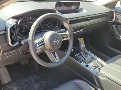 2026 Mazda CX-50 - Photo 16