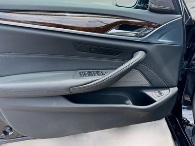 2019 BMW 5 Series - Photo 22