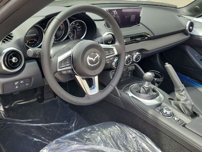 2026 Mazda MX-5 Miata - Photo 13