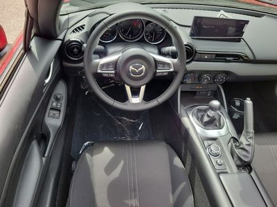2026 Mazda MX-5 Miata - Photo 11