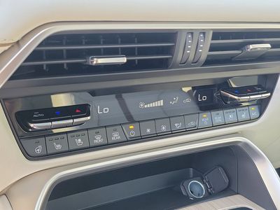 2026 Mazda CX-90 PHEV - Photo 33