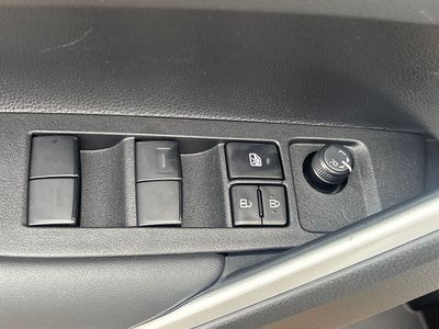2026 Toyota Corolla Cross - Photo 6