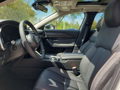 2026 Mazda CX-50 - Photo 3