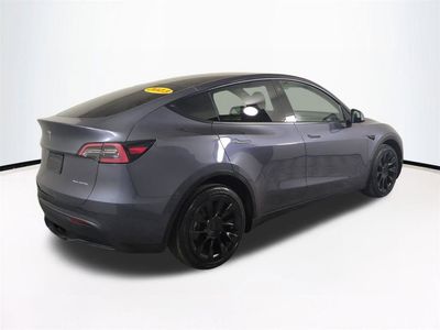 2023 Tesla Model Y - Photo 5