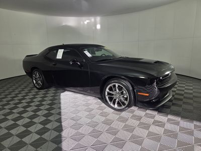 2021 Dodge Challenger - Photo 2