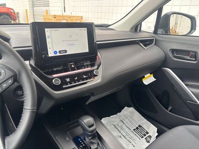 2026 Toyota Corolla Cross - Photo 14