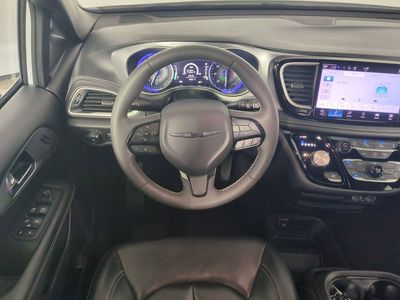 2023 Chrysler Pacifica - Photo 20