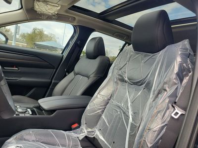 2026 Mazda CX-50 - Photo 17
