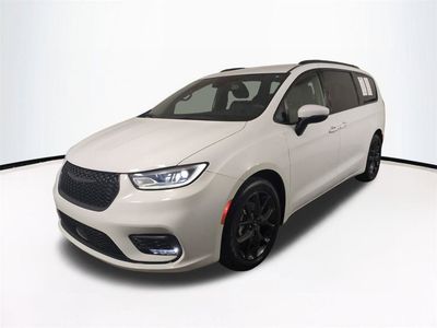 2023 Chrysler Pacifica - Photo 9