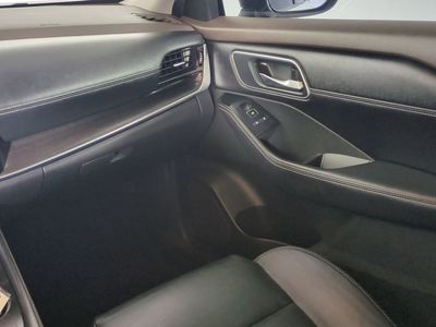 2021 Nissan Rogue - Photo 20