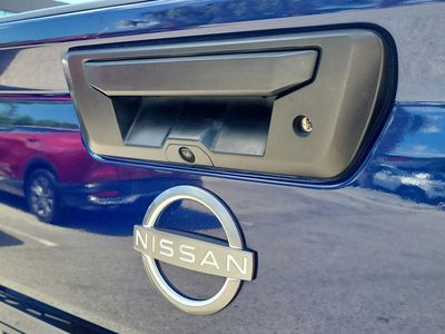 2023 Nissan Frontier - Photo 9