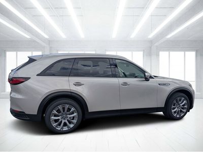 2026 Mazda CX-90 - Photo 2