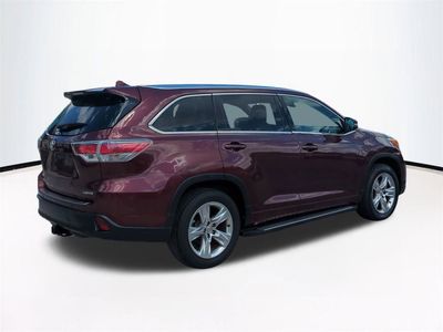 2015 Toyota Highlander - Photo 5