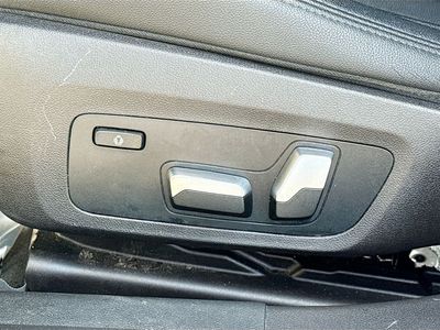 2020 BMW 3 Series - Photo 24