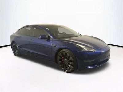 2022 Tesla Model 3 - Photo 2