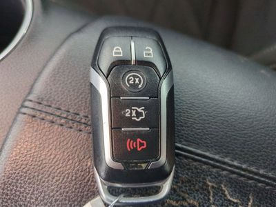 2016 Ford Mustang - Photo 35