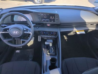 2026 Hyundai ELANTRA — photo 16 view