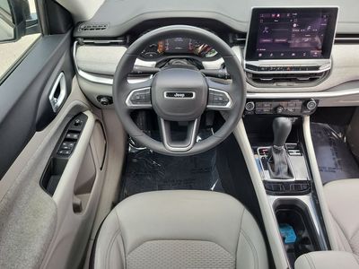 2022 Jeep Compass - Photo 14