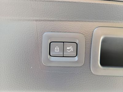 2026 Mazda CX-50 Hybrid - Photo 10
