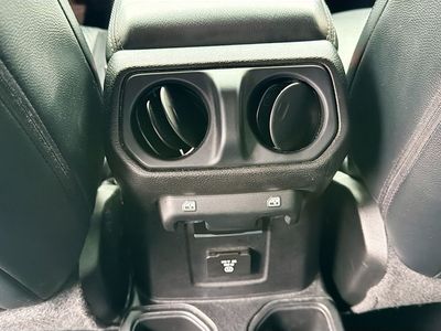 2018 Jeep Wrangler - Photo 18