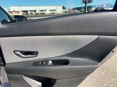 2024 Hyundai Elantra - Photo 15